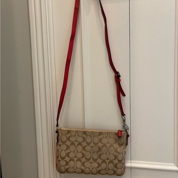 Coach crossbody bag - Picture 2 of 5
